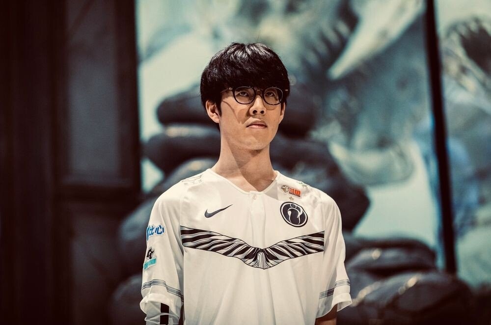 马向巴黎报 马向巴黎报