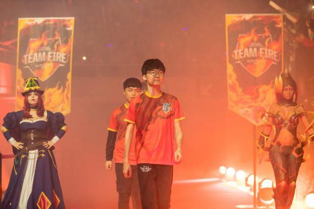 保持在世界 保持在世界